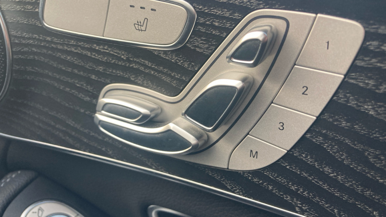 Mercedes-Benz C-Class C300d AMG Line Edition Premium 4dr 9G-Tronic Diesel Saloon